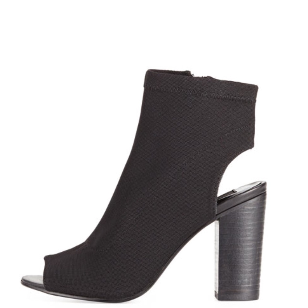 STEVEN by Steve Madden Pique Open Toe ZIp Booties